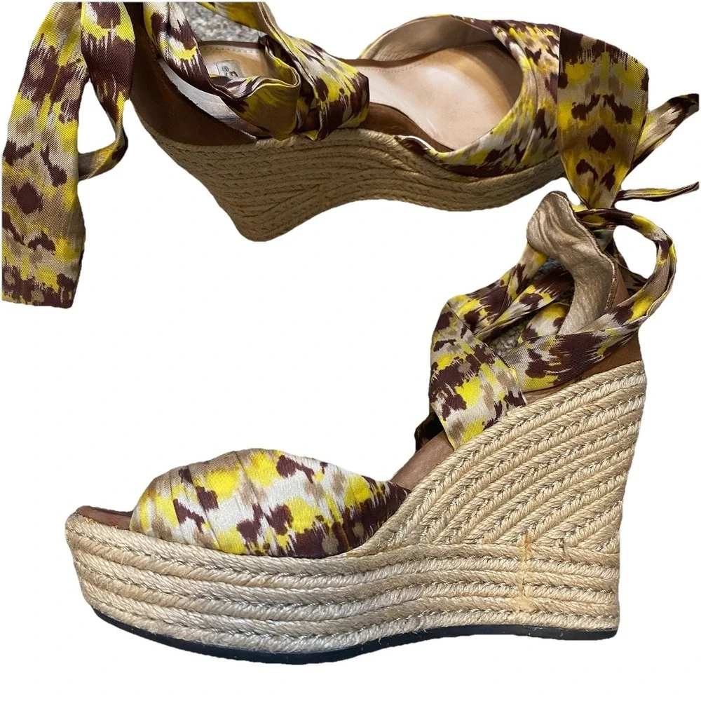 UGG Australia Wedge Espadrilles Women 7 EU 38 Wedge Ankle Tie Party Summer